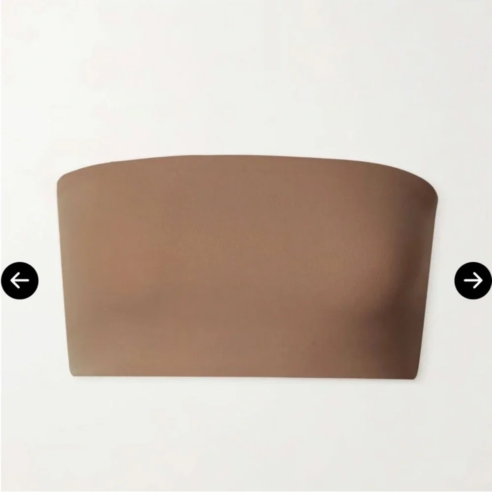 SKIMS NWT Fits everybody Bandeau size x small